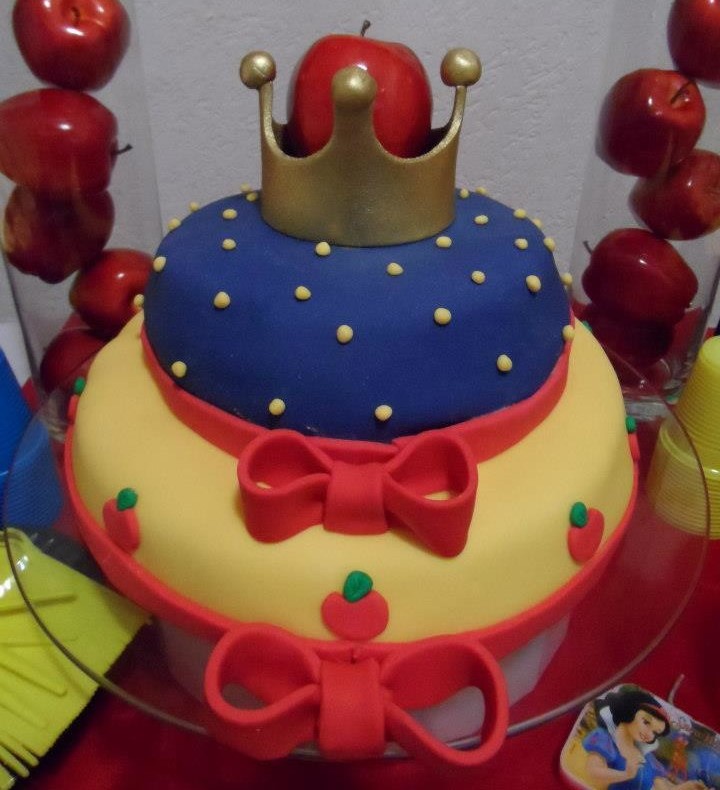 bolo branca de neve pasta americana