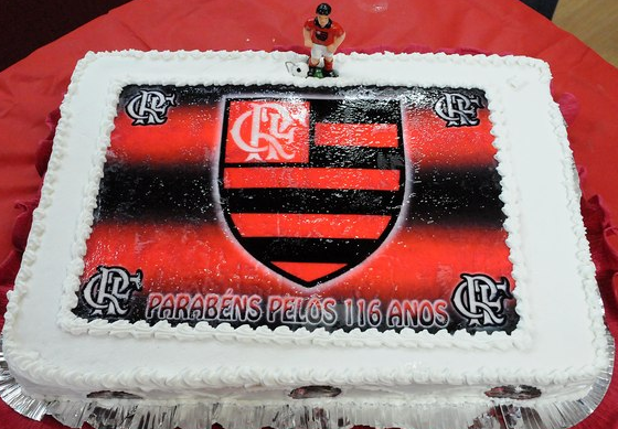 bolo do flamengo de anivesario