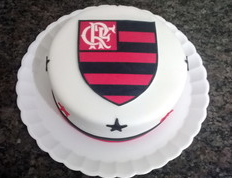 bolo do flamengo redondo