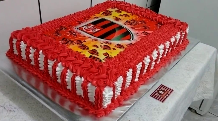 bolo do flamengo quadrado