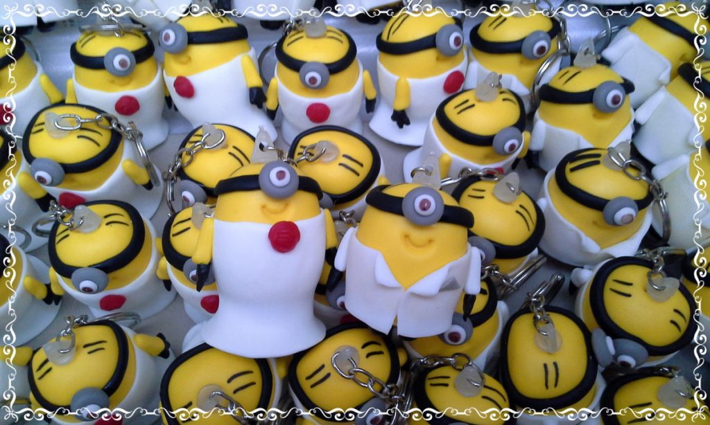 Lembrancinhas dos minions de biscuit