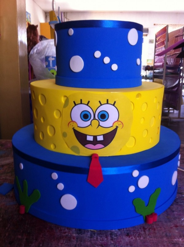 bolo do bob esponja fake