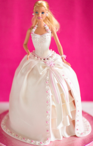 bolo da barbie princesa