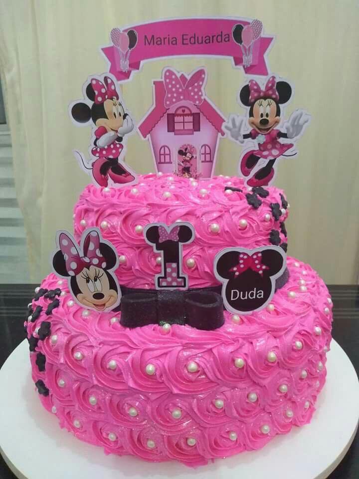 bolo da minnie com chantilly/glacê