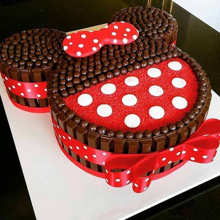 bolo kit kat minnie