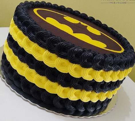 Bolo do batman de chantilly