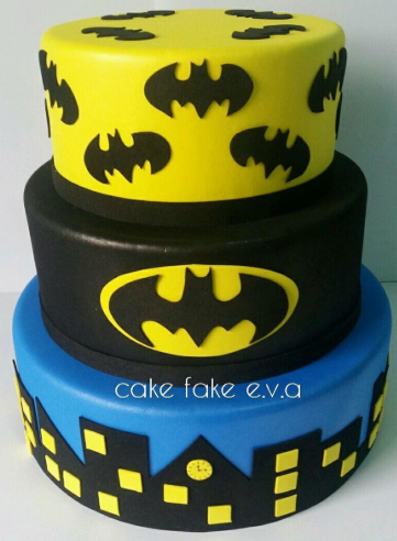 fake batman cake