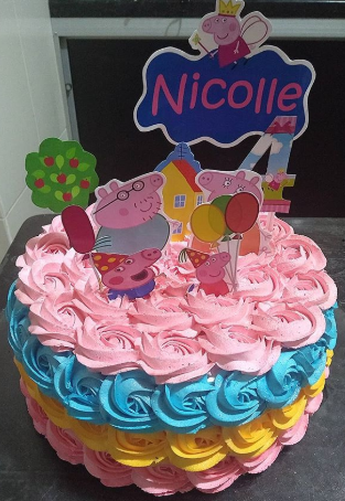 bolo da peppa pig de chantilly