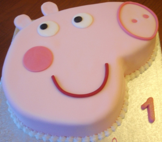 Bolo peppa pig simples