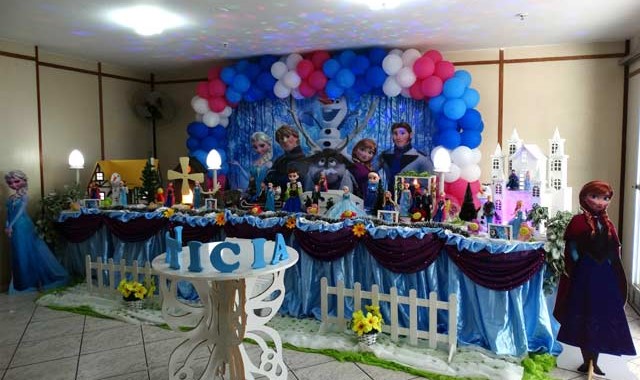 festa frozen luxo