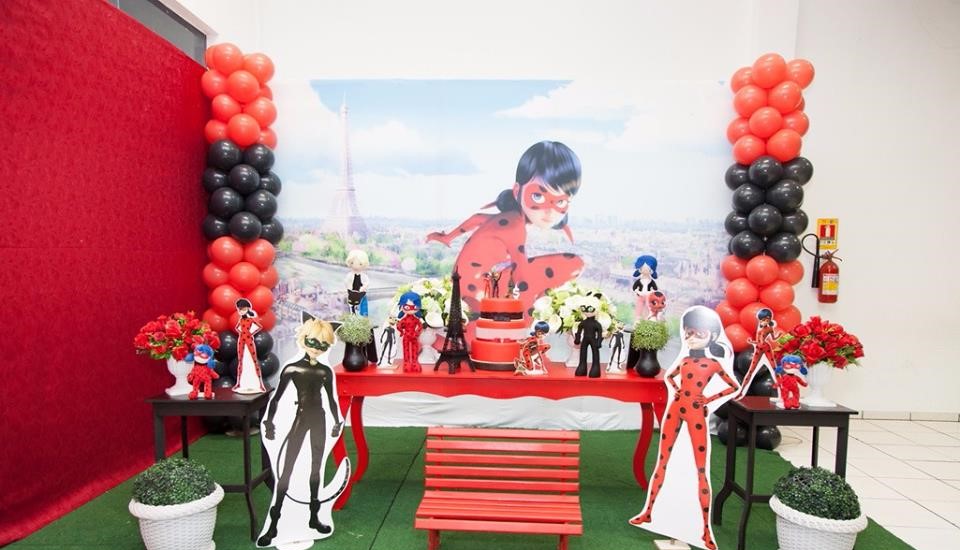 mesa de festa da ladybug