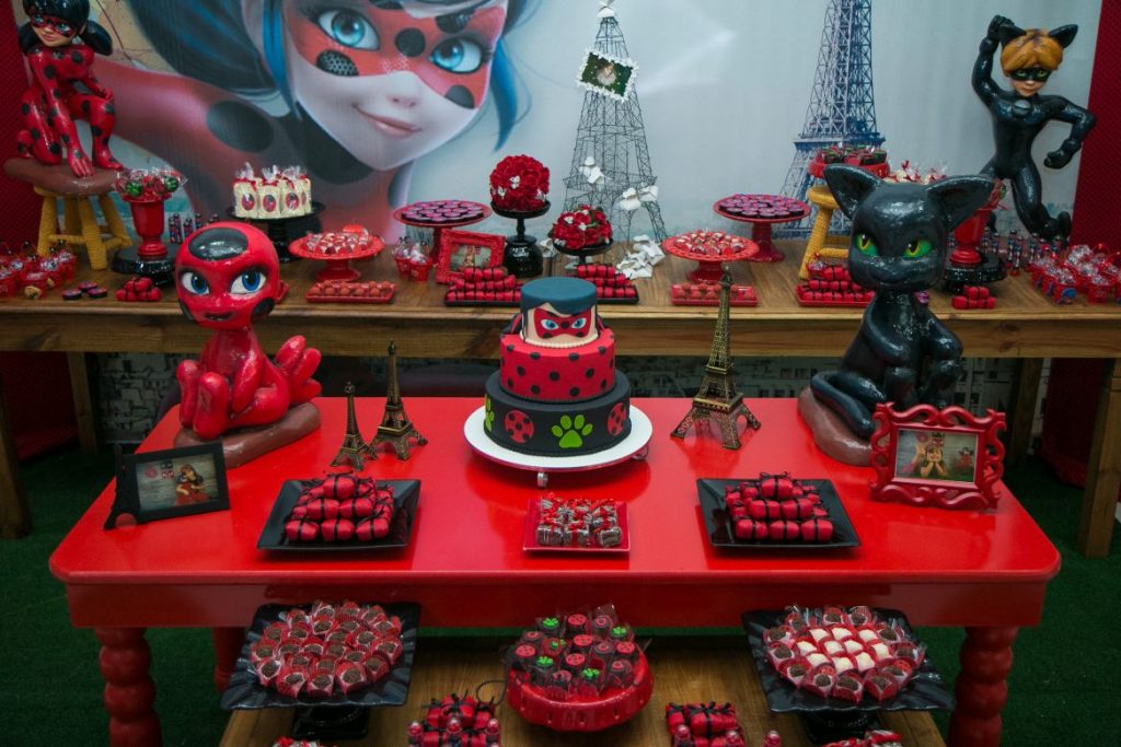 mesa de doces festa ladybug