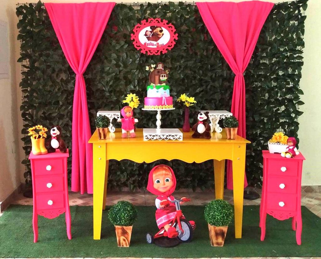 decoração festa infantil marsha e o urso