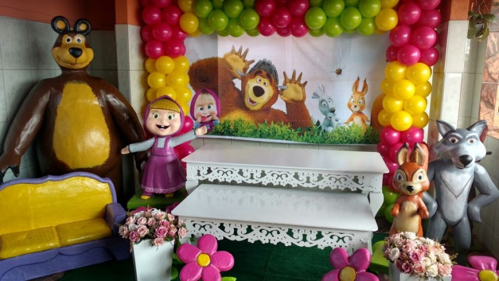 decoração festa infantil marsha e o urso