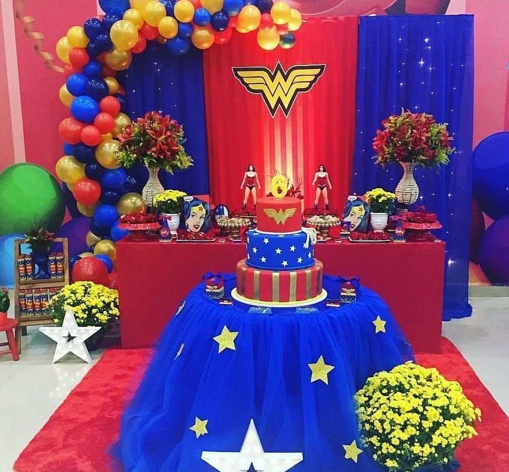 decoração de festa mulher maravilha