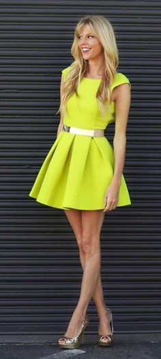 vestido para festa neon