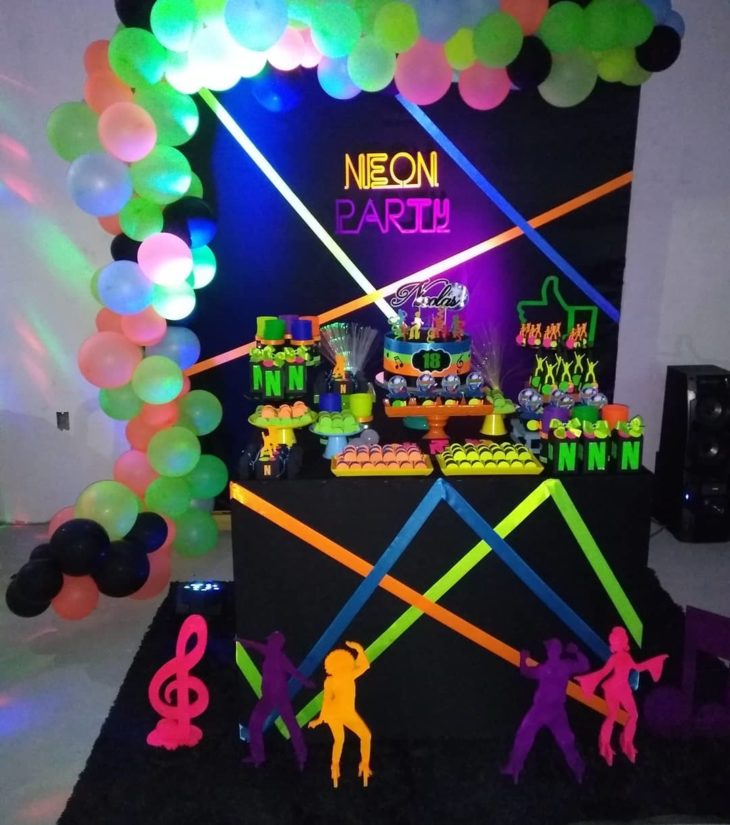 festa neon simples