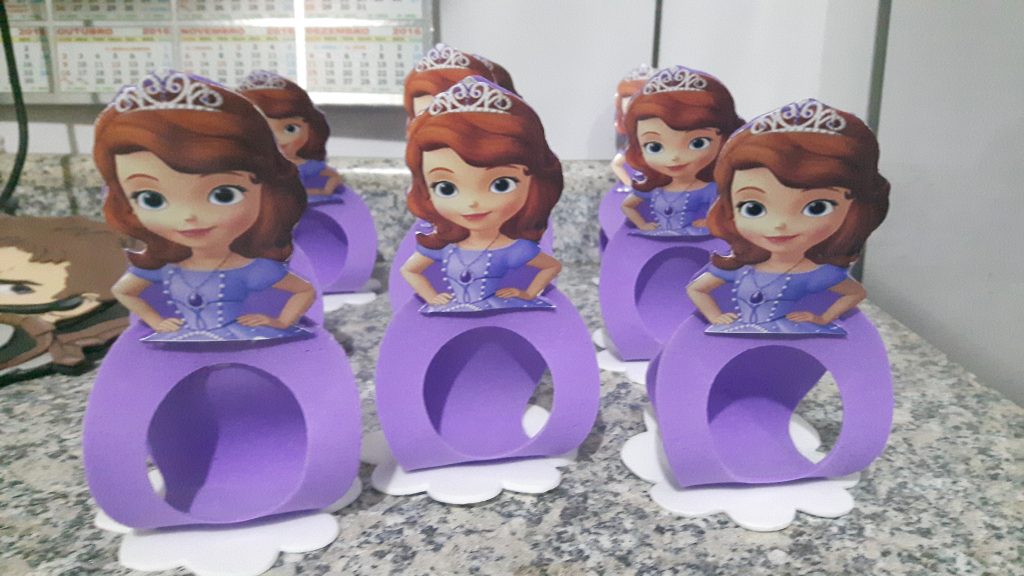 Lembrancinhas da Princesa Sofia em EVA