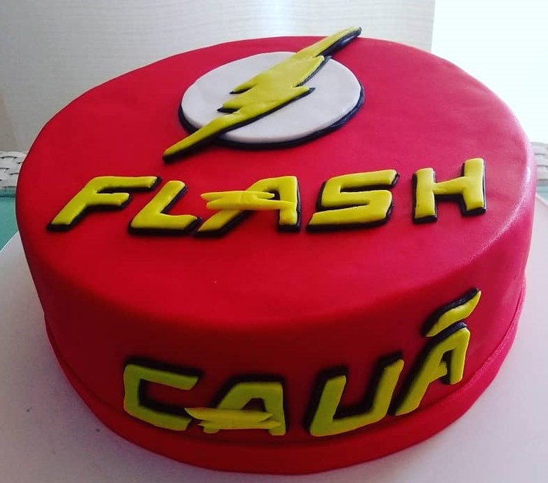 bolo do flash pasta american