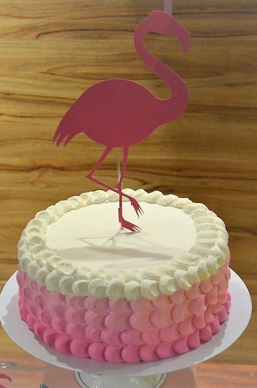 bolo flamingo chantilly glace