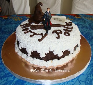 bolo harry potter chantilly