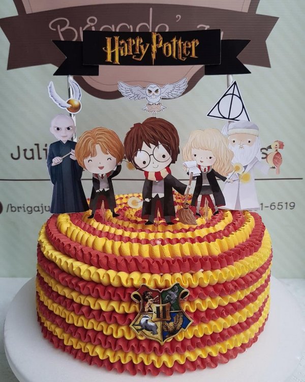 bolo harry potter simples