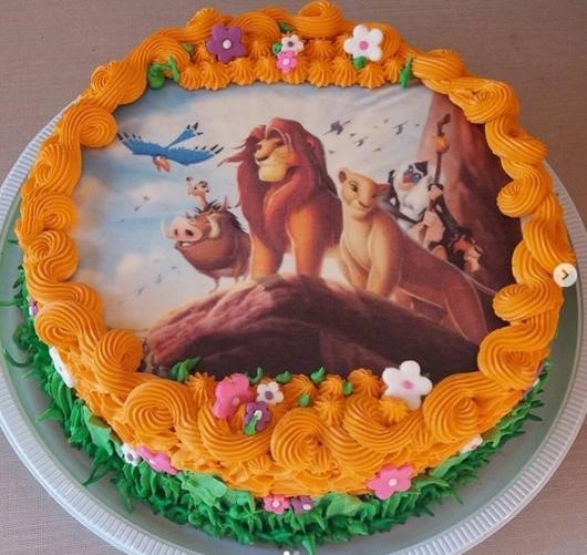 bolo rei leão chantilly