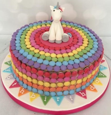 bolo unicornio chantilly colorido