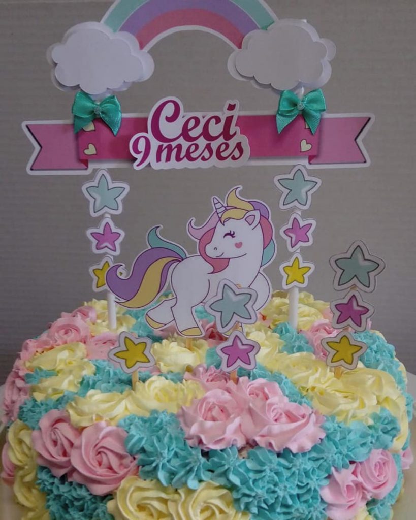 bolo unicornio chantilly com topper