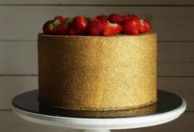 bolo com glitter dourado