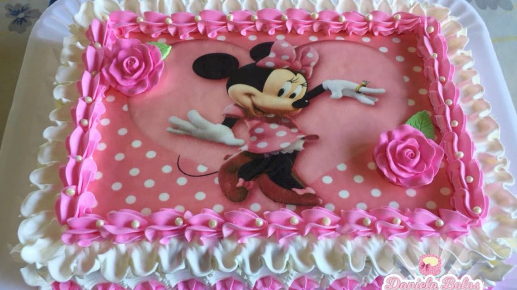 bolo Minnie rosa quadrado