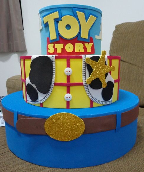 bolo toy story fake