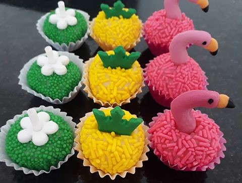  docinhos para festa tropical