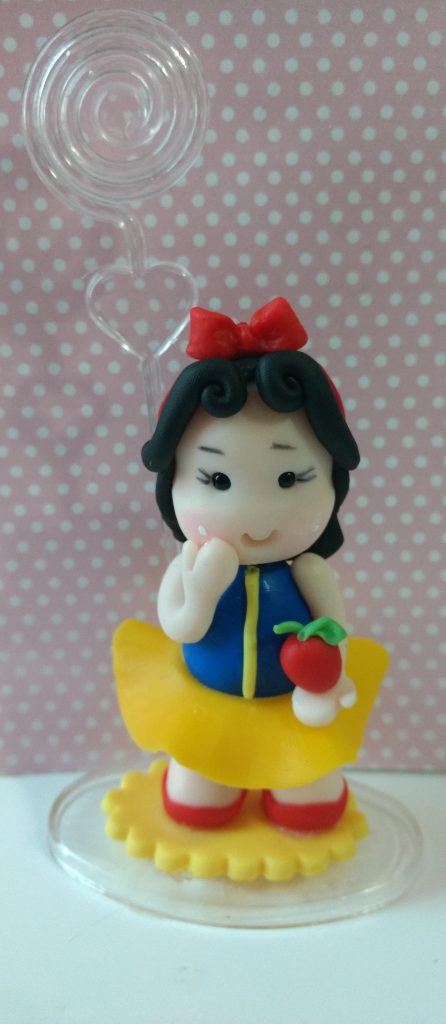 lembrancinha da branca de neve biscuit