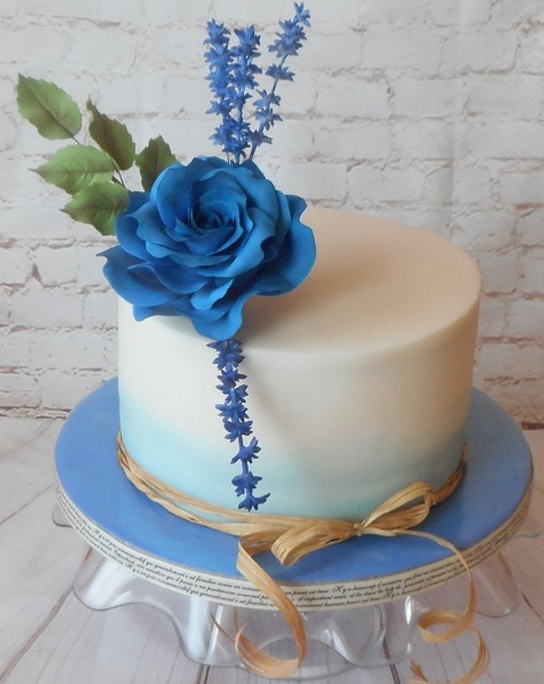  bolo de rosas azul