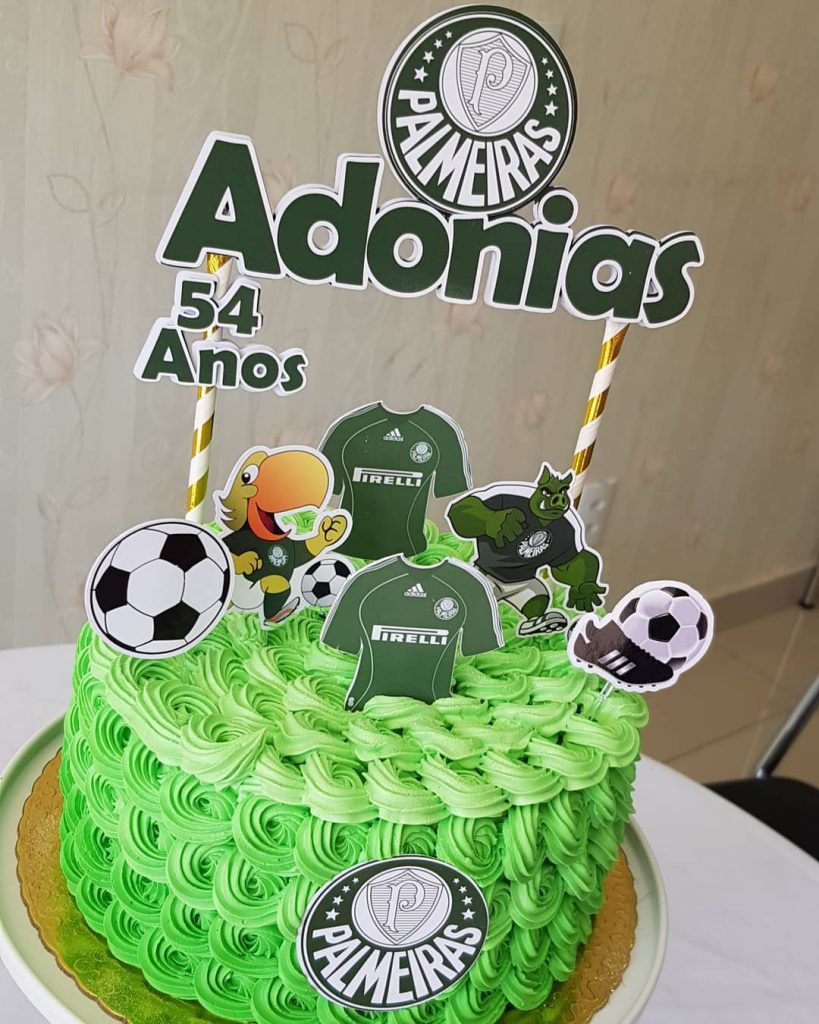 bolo do palmeiras com topo