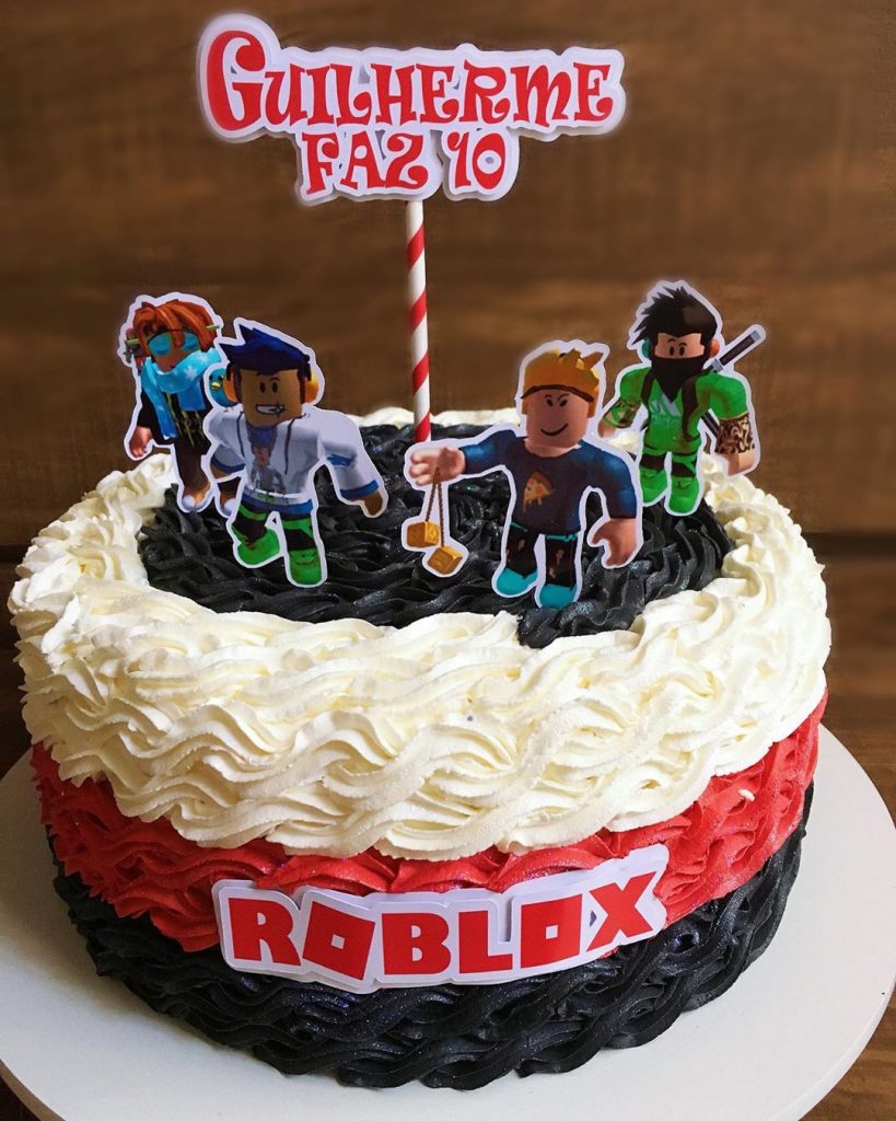 bolo roblox papel arroz  Bolo, Ideias de bolos, Bolo de chantilly