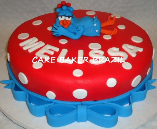 bolo vermelho e azul