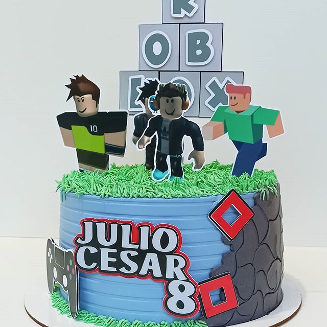 bolo roblox simples  Bolo lindo de aniversário, Bolo, Festa