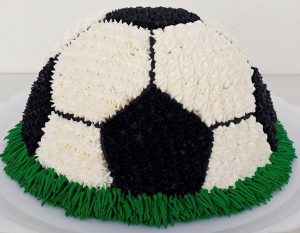 bolo futebol chantilly