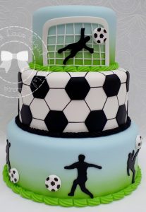 bolo futebol chantilly