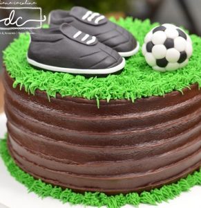 bolo futebol simples