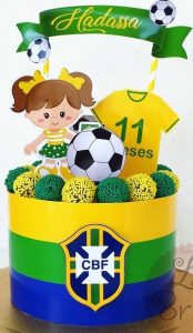 bolo futebol feminino