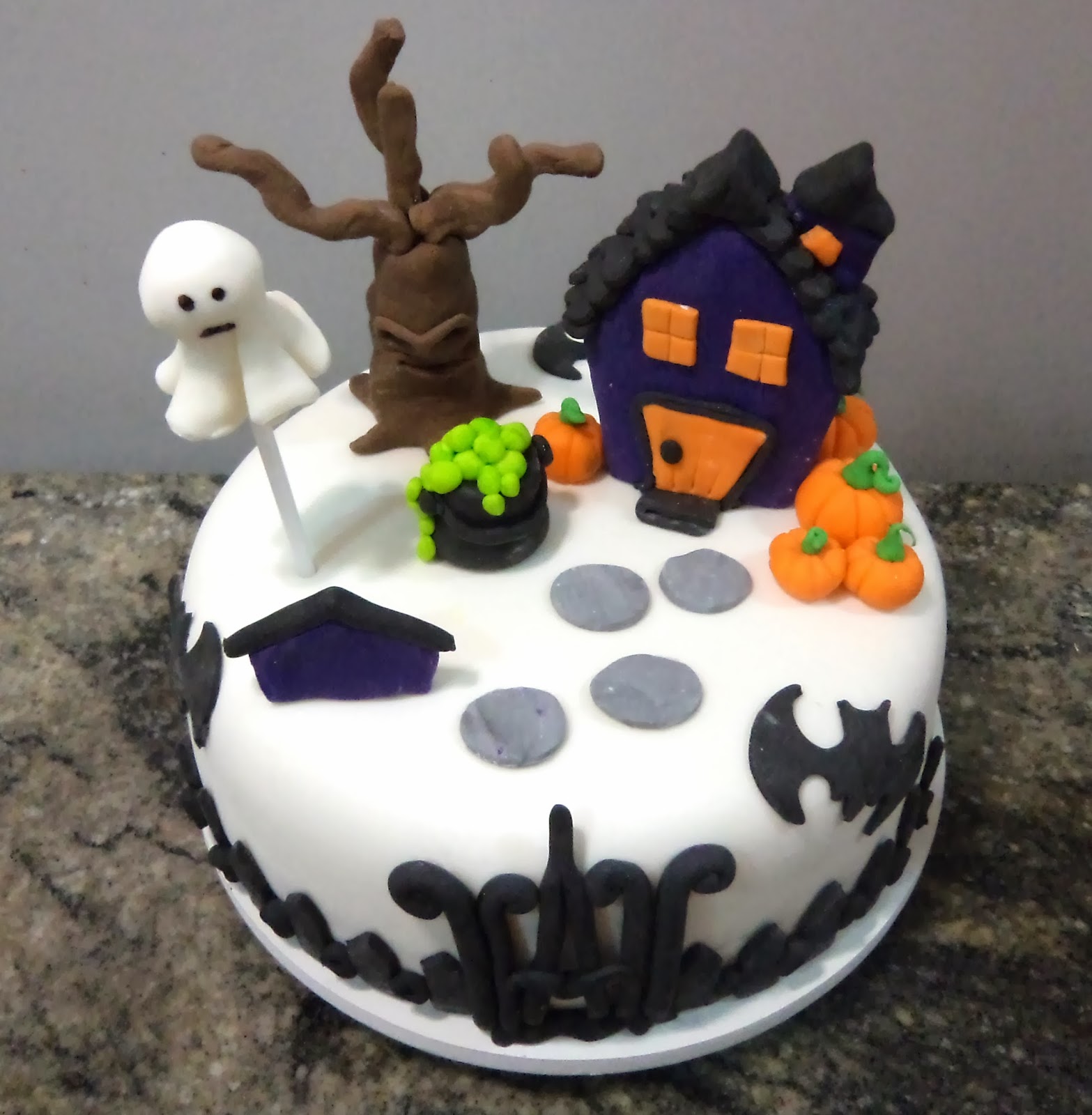 bolo halloween infantil