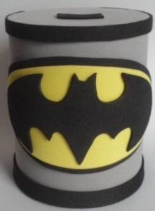 lembrancinha do batman lata de leite