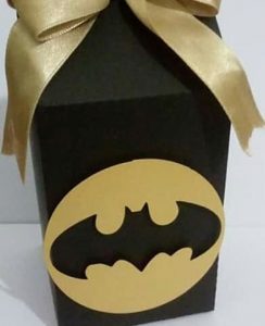 lembrancinha de batman caixa de leite