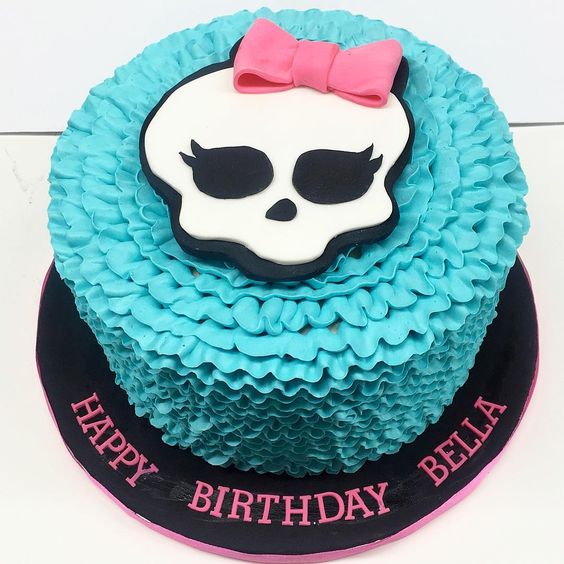 Bolo boneca Monster High