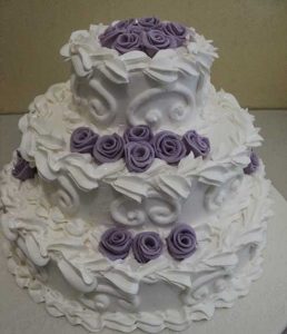 bolo de casamento simples Chantilly