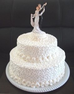bolo de casamento simples Chantilly