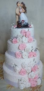 bolo de casamento fake